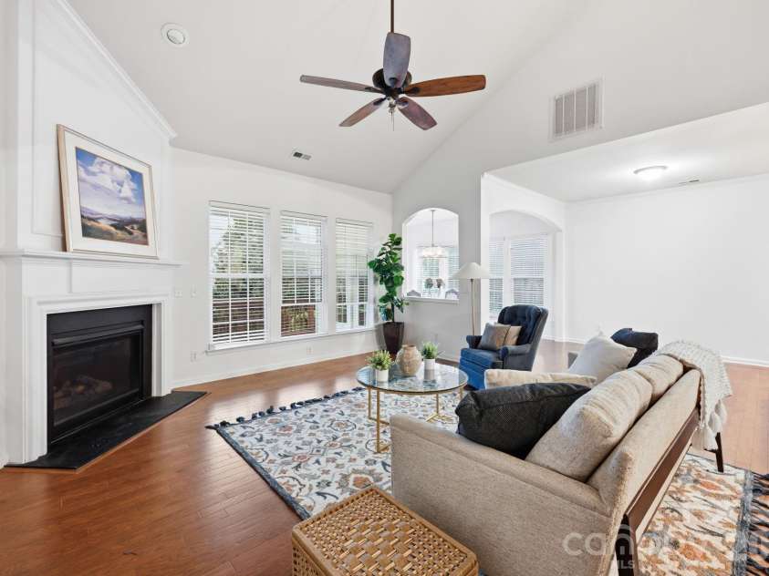 1040 Mesa Verde Drive, Fort Mill, SC 29707.  MLS# CAR4407477, YatesRealty ID 44615. Open Floor Plan