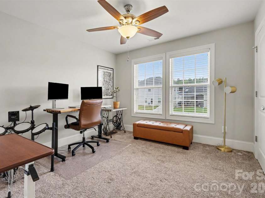 712 Robert Moses Drive, Gastonia, NC 28056.  MLS# CAR4410167, YatesRealty ID 44617. 