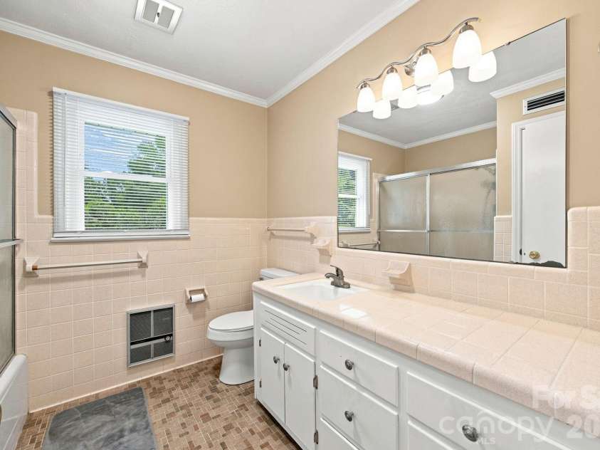 1285 Patterson Street, China Grove, NC 28023.  MLS# CAR4410230, YatesRealty ID 44618. Second full bathroom