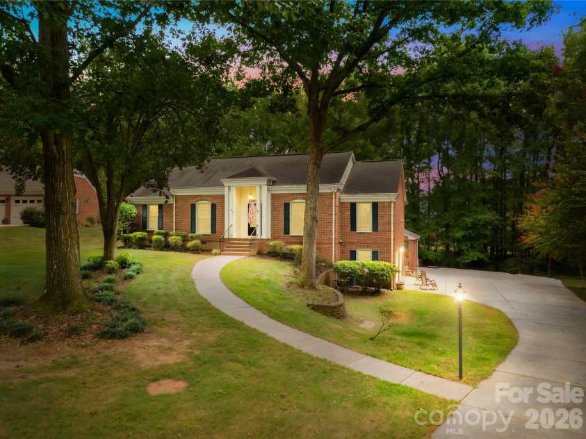 8028 Mattson Place, Charlotte, NC 28277.  MLS# CAR4410300, YatesRealty ID 44619. 