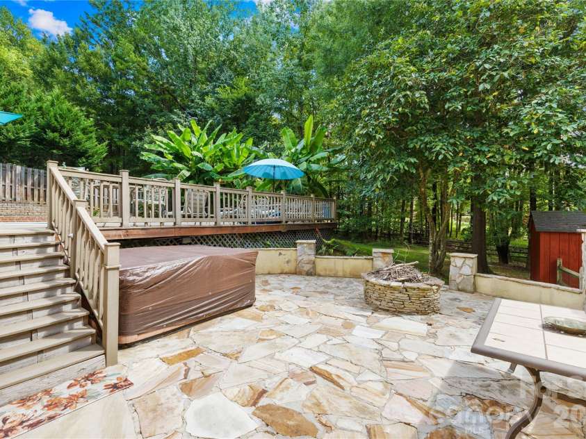 8028 Mattson Place, Charlotte, NC 28277.  MLS# CAR4410300, YatesRealty ID 44619. 