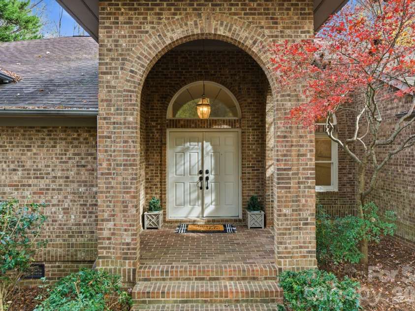 927 Longfield Circle, Charlotte, NC 28270.  MLS# CAR4349319, YatesRealty ID 4462. 