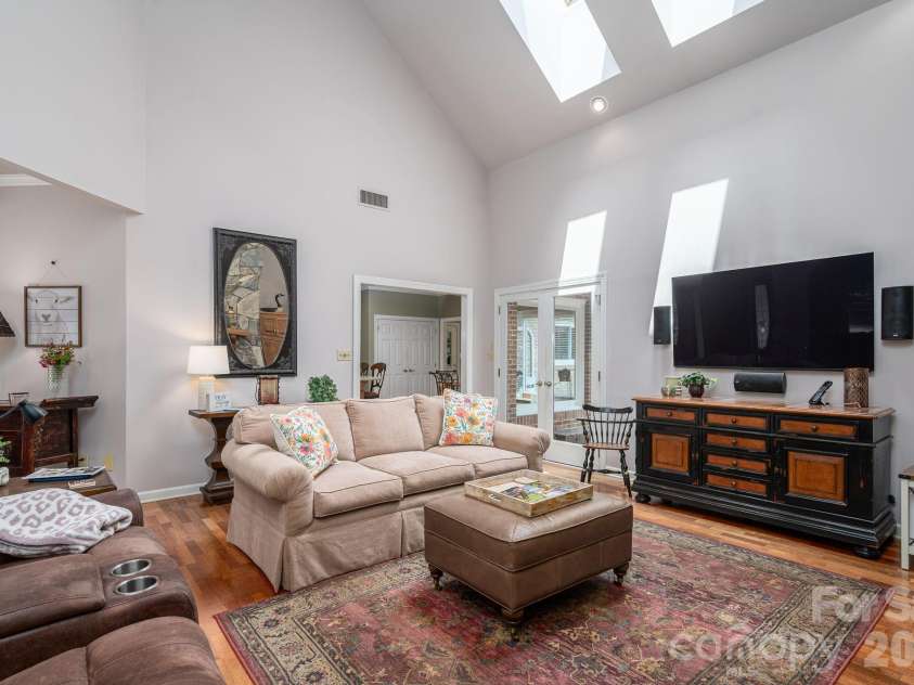 5023 Samuel Pinckney Drive, Belmont, NC 28012.  MLS# CAR4411025, YatesRealty ID 44620. 