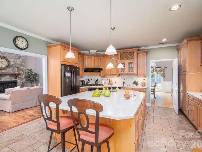 5023 Samuel Pinckney Drive, Belmont, NC 28012.  MLS# CAR4411025, YatesRealty ID 44620. 