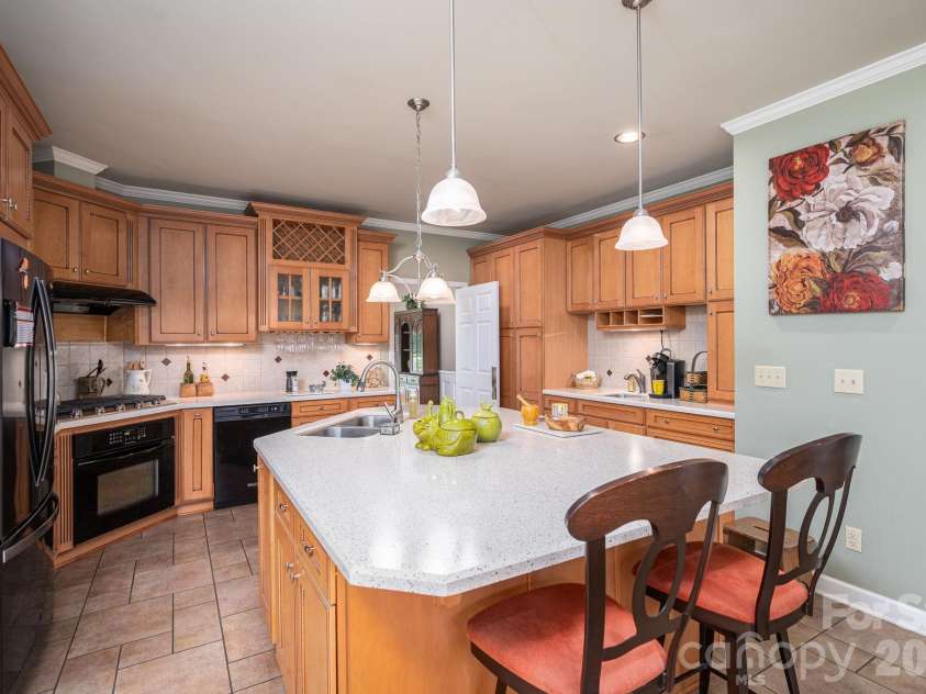 5023 Samuel Pinckney Drive, Belmont, NC 28012.  MLS# CAR4411025, YatesRealty ID 44620. 