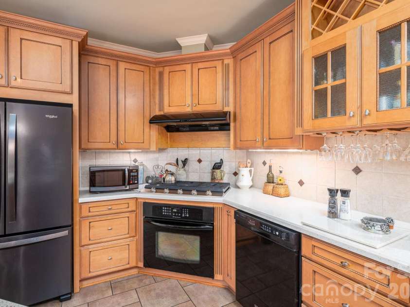 5023 Samuel Pinckney Drive, Belmont, NC 28012.  MLS# CAR4411025, YatesRealty ID 44620. 