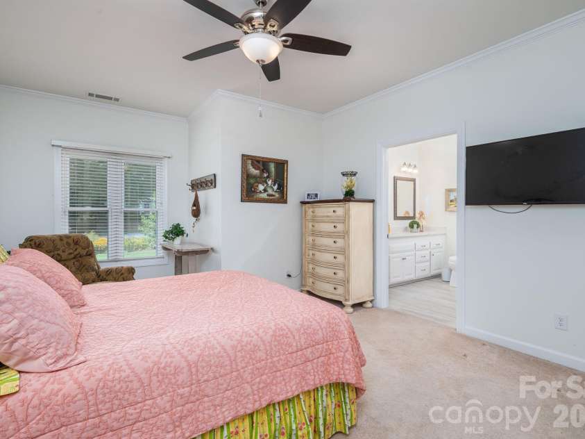 5023 Samuel Pinckney Drive, Belmont, NC 28012.  MLS# CAR4411025, YatesRealty ID 44620. Bedroom 2