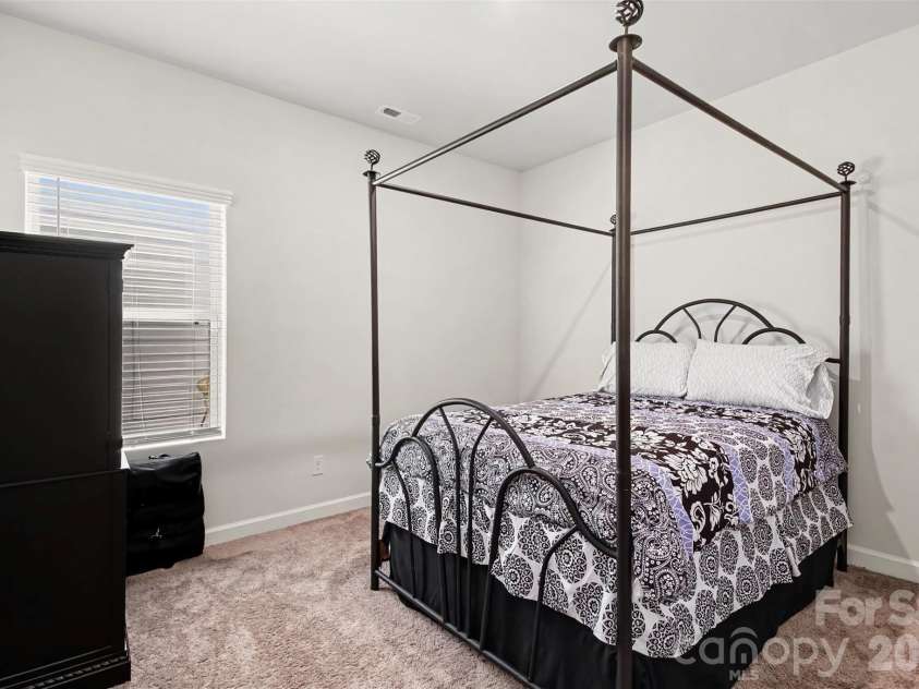 11822 Midnight Way, Huntersville, NC 28078.  MLS# CAR4410152, YatesRealty ID 44622. 