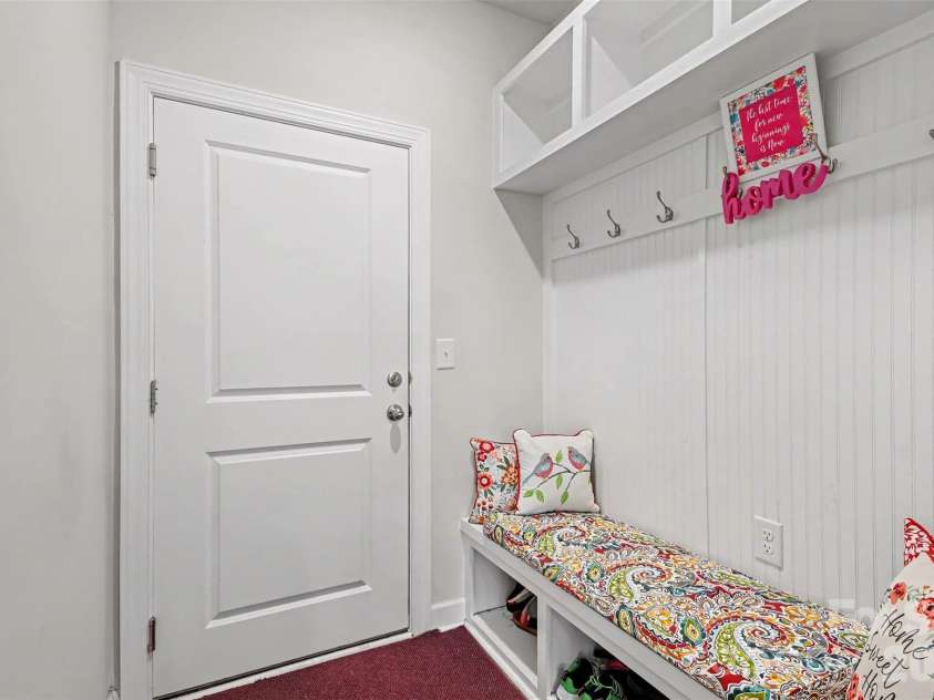 11822 Midnight Way, Huntersville, NC 28078.  MLS# CAR4410152, YatesRealty ID 44622. 