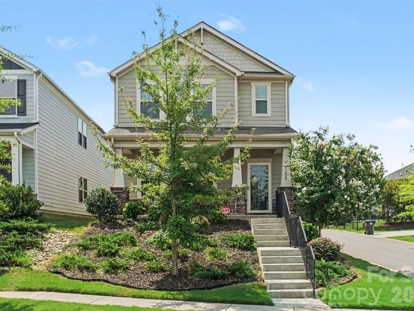 11822 Midnight Way, Huntersville, NC 28078.  MLS# CAR4410152, YatesRealty ID 44622. 