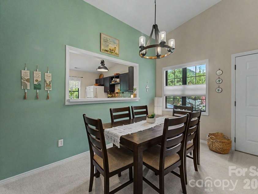 16A Willow View Drive, Franklin, NC 28734.  MLS# CAR4409385, YatesRealty ID 44624. 