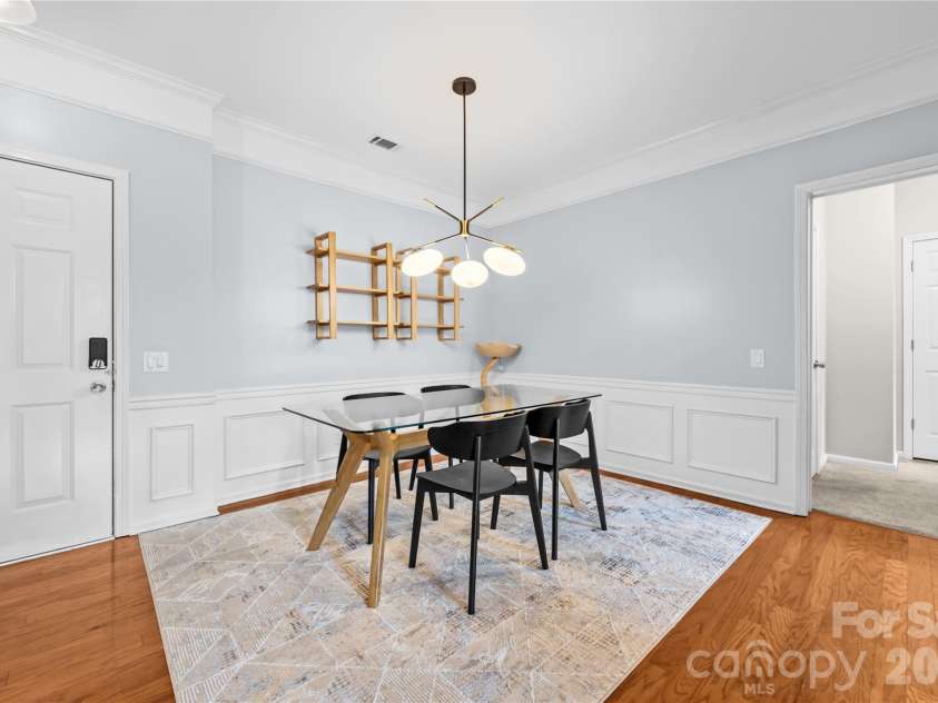 11576 Costigan Lane, Charlotte, NC 28277.  MLS# CAR4410140, YatesRealty ID 44625. Dinning