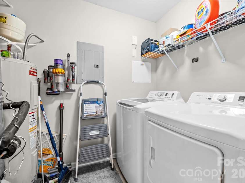 11576 Costigan Lane, Charlotte, NC 28277.  MLS# CAR4410140, YatesRealty ID 44625. Laundry