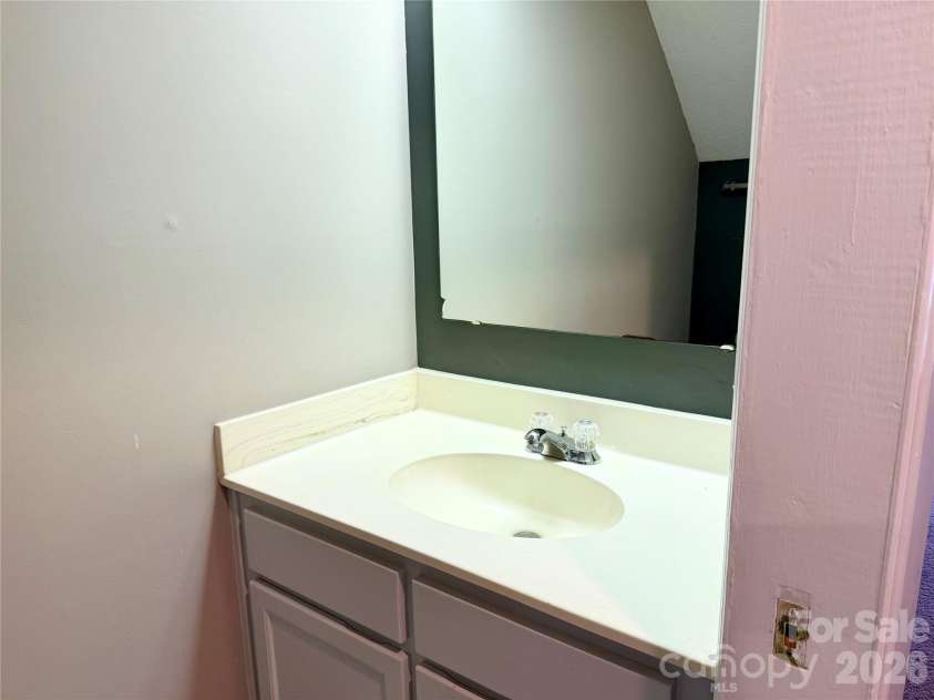 5313 Amity Springs Drive, Charlotte, NC 28212.  MLS# CAR4411181, YatesRealty ID 44626. 