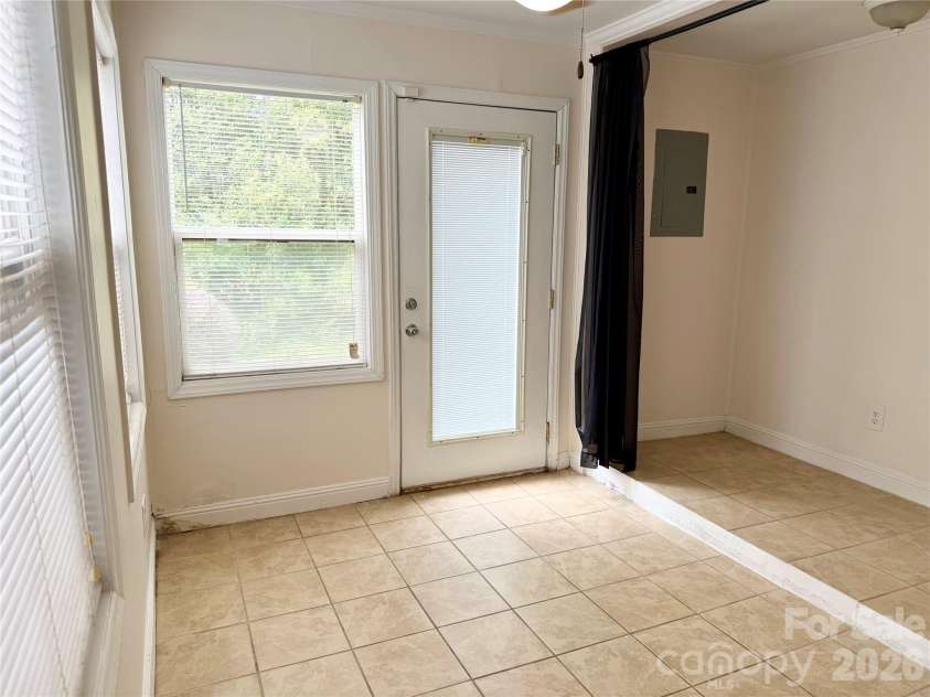 5313 Amity Springs Drive, Charlotte, NC 28212.  MLS# CAR4411181, YatesRealty ID 44626. 