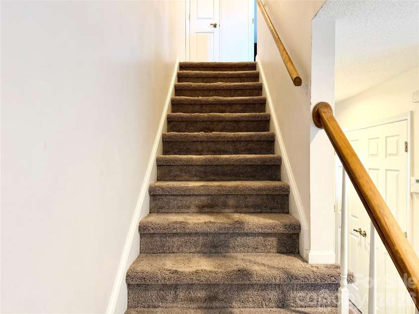 5313 Amity Springs Drive, Charlotte, NC 28212.  MLS# CAR4411181, YatesRealty ID 44626. 