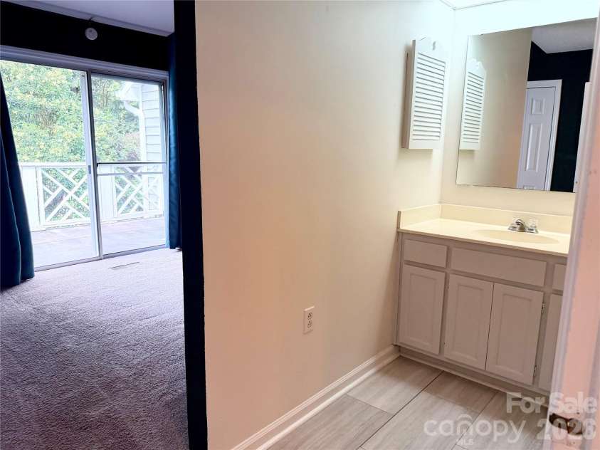 5313 Amity Springs Drive, Charlotte, NC 28212.  MLS# CAR4411181, YatesRealty ID 44626. 