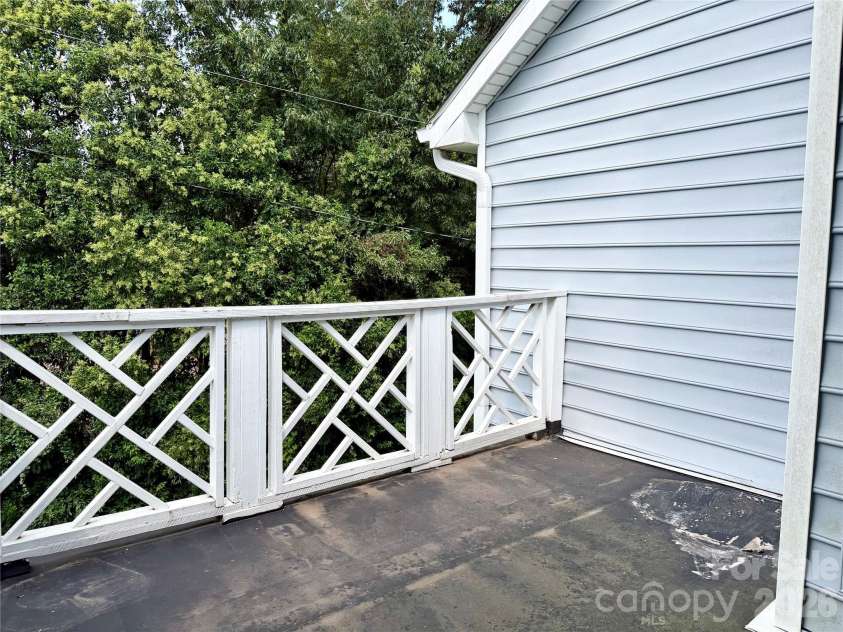 5313 Amity Springs Drive, Charlotte, NC 28212.  MLS# CAR4411181, YatesRealty ID 44626. 