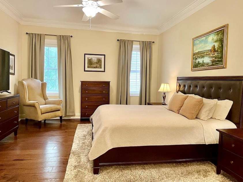 1025 Sharon Amity Road, Charlotte, NC 28211.  MLS# CAR4411126, YatesRealty ID 44627. 