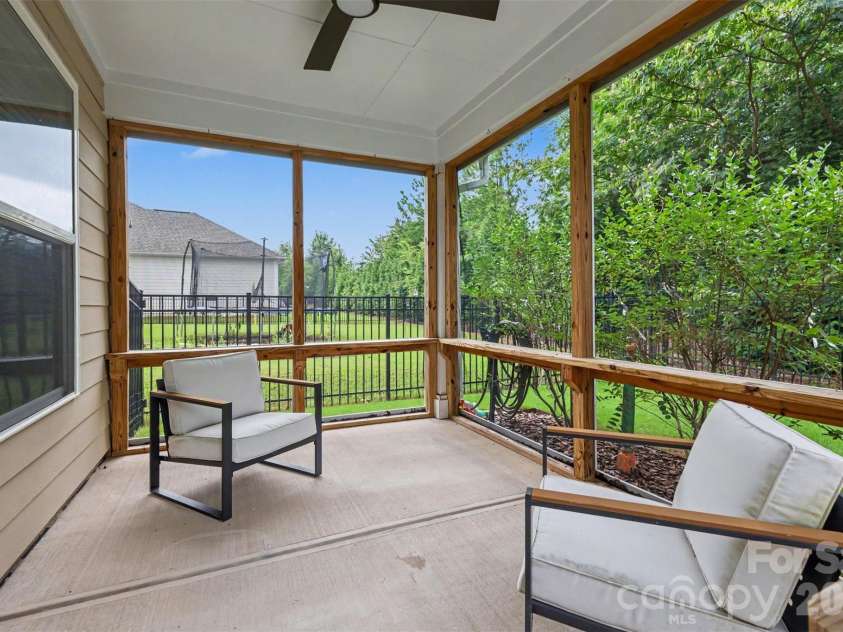 402 Dudley Drive, Fort Mill, SC 29715.  MLS# CAR4411256, YatesRealty ID 44628. 