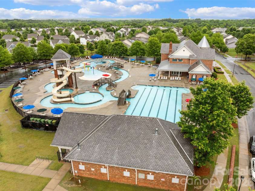 402 Dudley Drive, Fort Mill, SC 29715.  MLS# CAR4411256, YatesRealty ID 44628. 