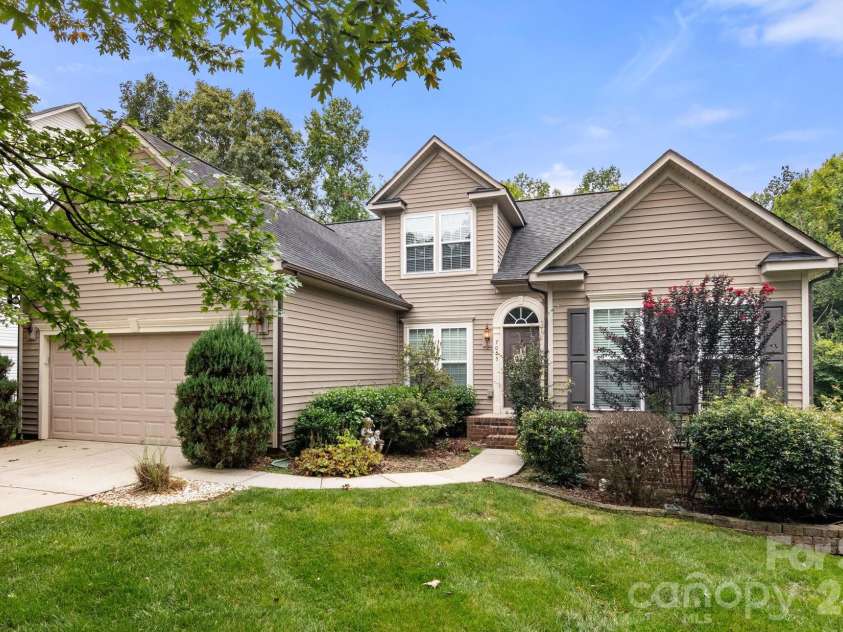 7055 Sedgebrook Drive, Stanley, NC 28164.  MLS# CAR4411096, YatesRealty ID 44629. 