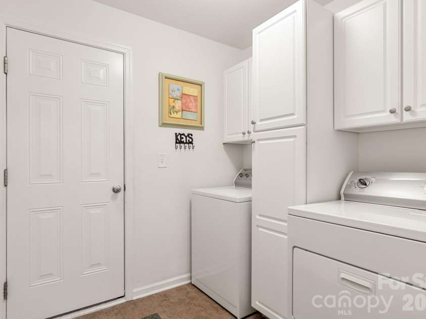 7055 Sedgebrook Drive, Stanley, NC 28164.  MLS# CAR4411096, YatesRealty ID 44629. 