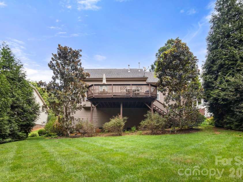 7055 Sedgebrook Drive, Stanley, NC 28164.  MLS# CAR4411096, YatesRealty ID 44629. 