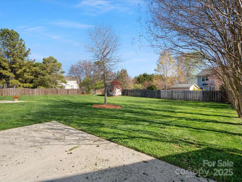 2020 Holly Villa Circle, Indian Trail, NC 28079.  MLS# CAR4222293, YatesRealty ID 4463. 