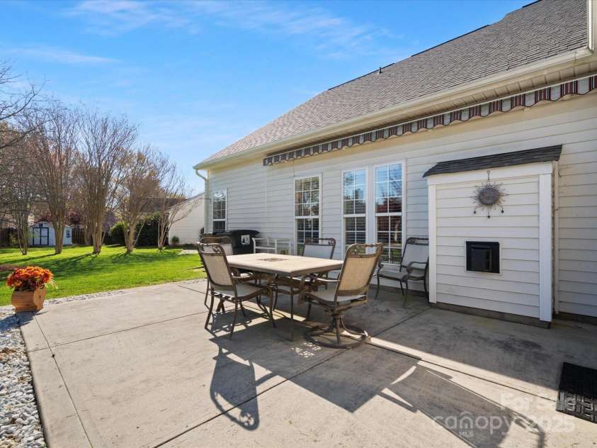 2020 Holly Villa Circle, Indian Trail, NC 28079.  MLS# CAR4222293, YatesRealty ID 4463. 