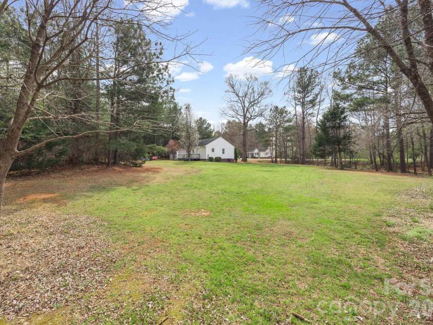 219 Nottingham Drive, York, SC 29745.  MLS# CAR4347326, YatesRealty ID 4463. 