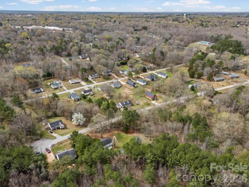 219 Nottingham Drive, York, SC 29745.  MLS# CAR4347326, YatesRealty ID 4463. 
