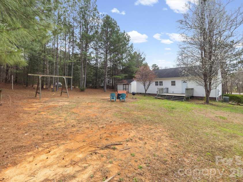 219 Nottingham Drive, York, SC 29745.  MLS# CAR4347326, YatesRealty ID 4463. Backyard