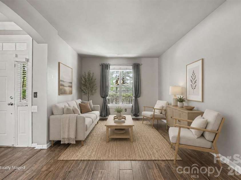 10139 Alvarado Way, Charlotte, NC 28277.  MLS# CAR4405380, YatesRealty ID 44631. Siting Room - Virtually Staged