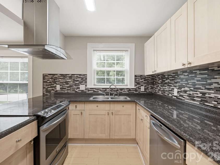 3717 Margaret Wallace Road, Matthews, NC 28105.  MLS# CAR4414896, YatesRealty ID 44632. 