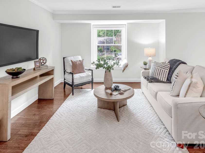 7318 Easen Court, Charlotte, NC 28211.  MLS# CAR4399783, YatesRealty ID 44634. 