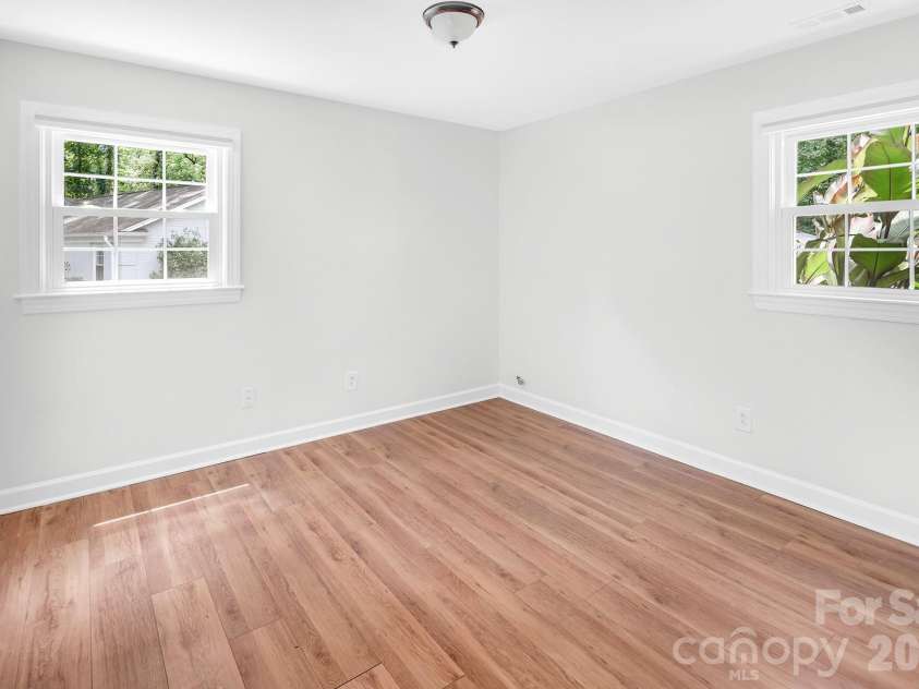 7318 Easen Court, Charlotte, NC 28211.  MLS# CAR4399783, YatesRealty ID 44634. 