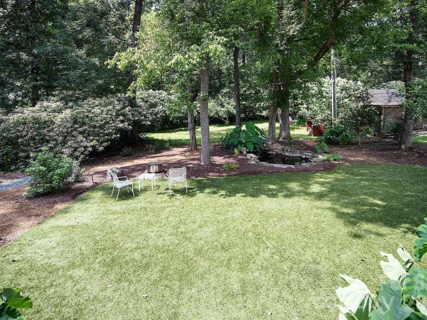 7318 Easen Court, Charlotte, NC 28211.  MLS# CAR4399783, YatesRealty ID 44634. 