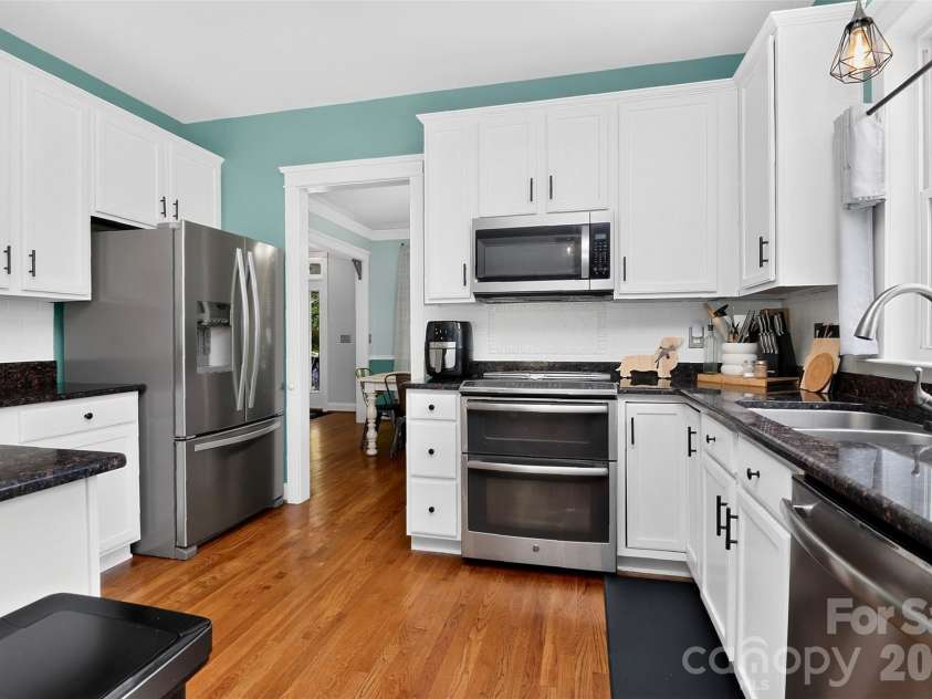 7336 Cascading Pines Drive, Tega Cay, SC 29708.  MLS# CAR4411335, YatesRealty ID 44635. 