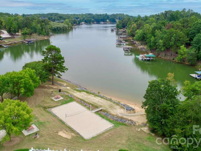 7336 Cascading Pines Drive, Tega Cay, SC 29708.  MLS# CAR4411335, YatesRealty ID 44635. 