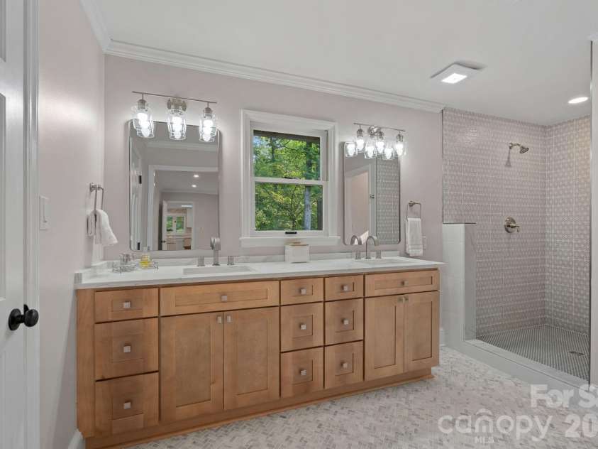 508 Red Barn Trail, Matthews, NC 28104.  MLS# CAR4413377, YatesRealty ID 44638. 