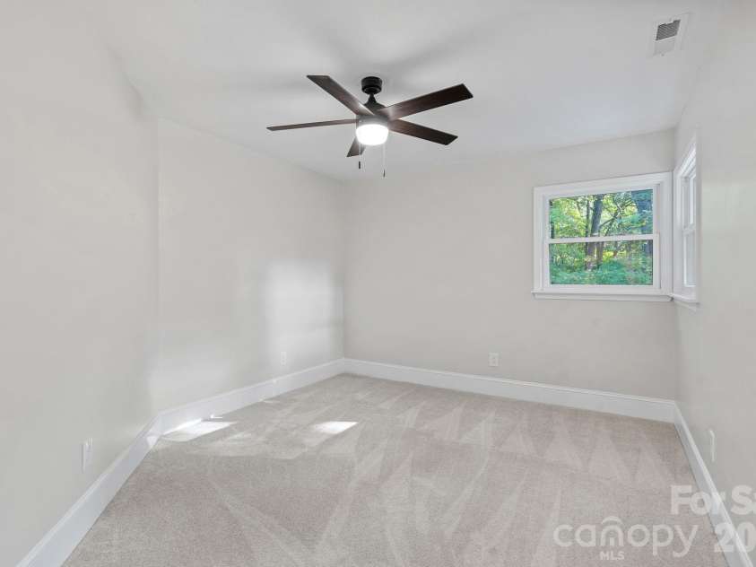 508 Red Barn Trail, Matthews, NC 28104.  MLS# CAR4413377, YatesRealty ID 44638. 