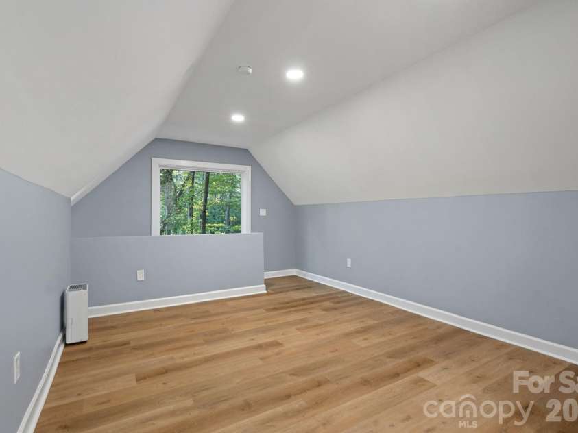 508 Red Barn Trail, Matthews, NC 28104.  MLS# CAR4413377, YatesRealty ID 44638. 