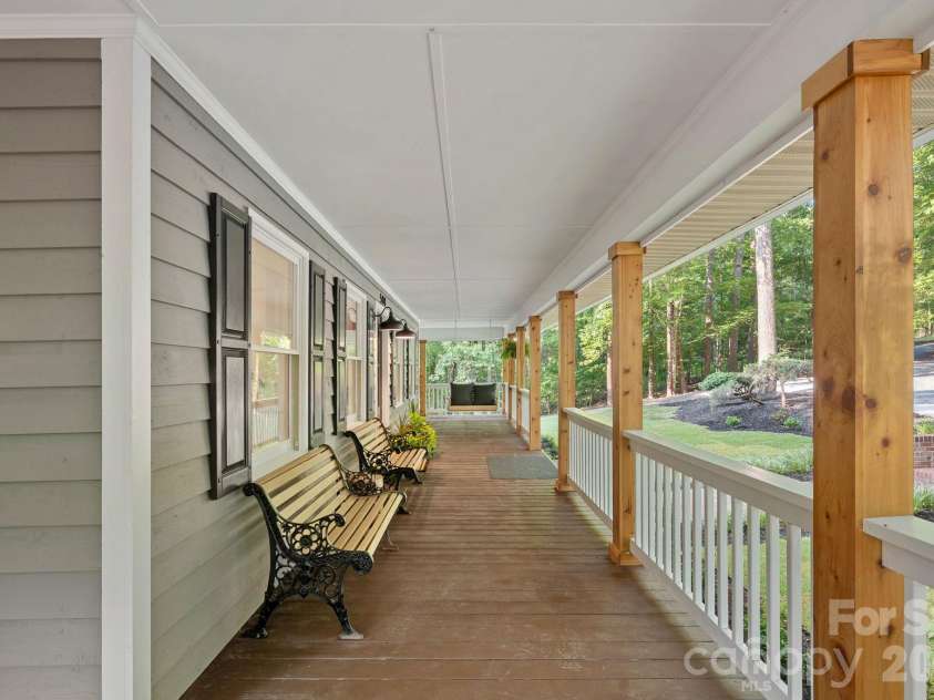 508 Red Barn Trail, Matthews, NC 28104.  MLS# CAR4413377, YatesRealty ID 44638. 