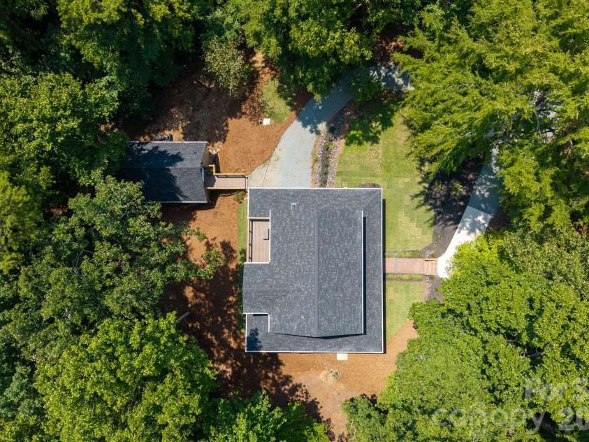 508 Red Barn Trail, Matthews, NC 28104.  MLS# CAR4413377, YatesRealty ID 44638. 