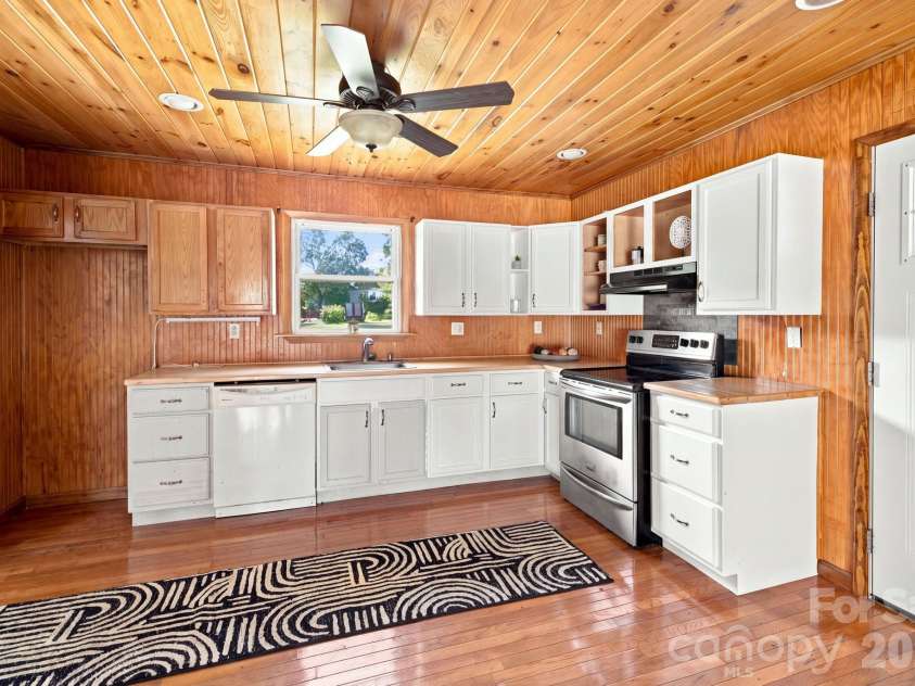 19 Pj Mcree Road, Maiden, NC 28650.  MLS# CAR4414681, YatesRealty ID 44639. 