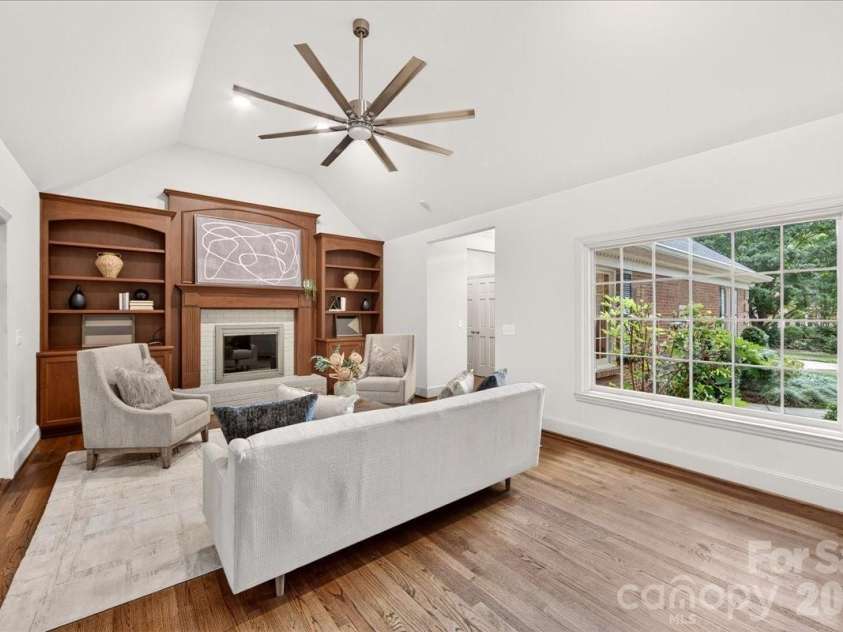 2349 Thetford Court, Charlotte, NC 28211.  MLS# CAR4413043, YatesRealty ID 44641. 