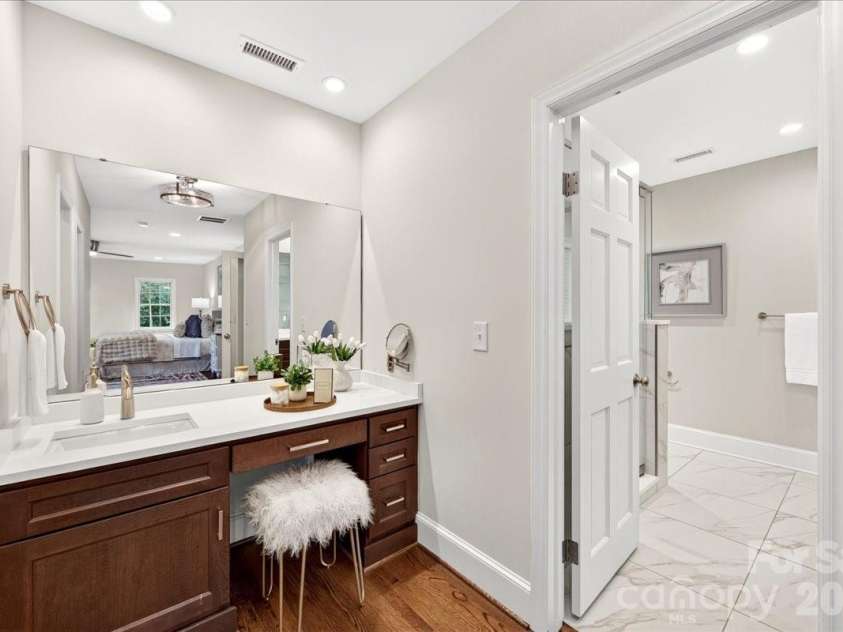 2349 Thetford Court, Charlotte, NC 28211.  MLS# CAR4413043, YatesRealty ID 44641. 