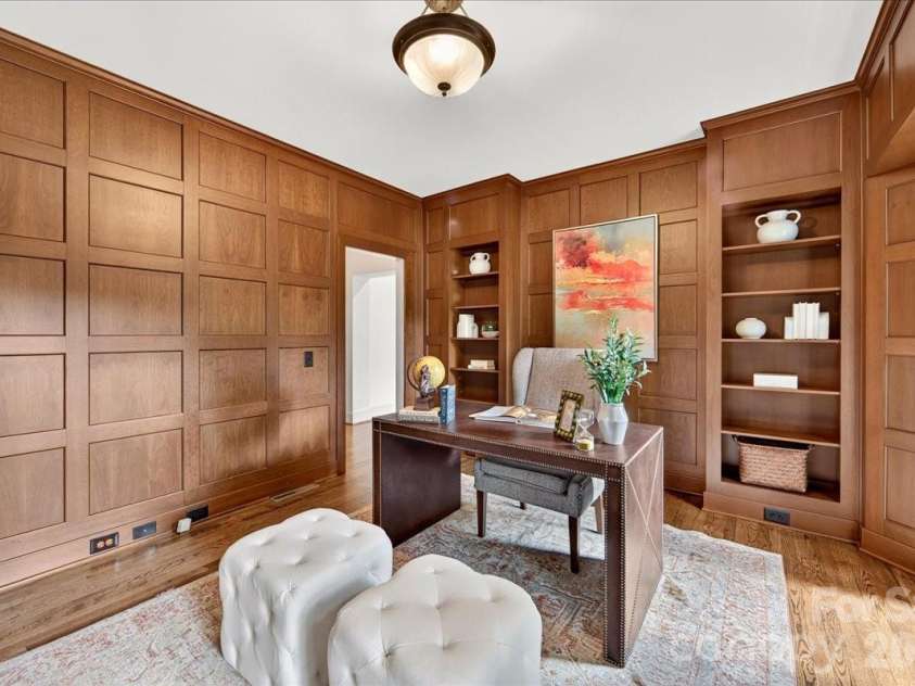 2349 Thetford Court, Charlotte, NC 28211.  MLS# CAR4413043, YatesRealty ID 44641. Dedicated Study