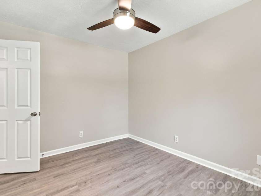 4709 Charlotte Highway, Lancaster, SC 29720.  MLS# CAR4397487, YatesRealty ID 44642. 3rd bedrrom